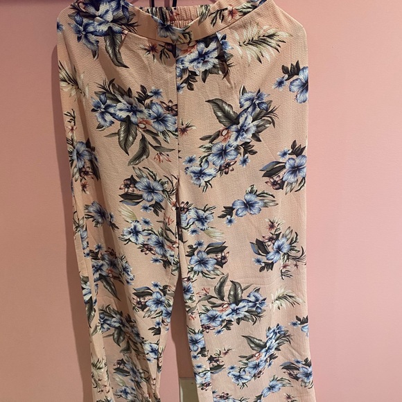 2 piece floral set - Picture 2 of 2